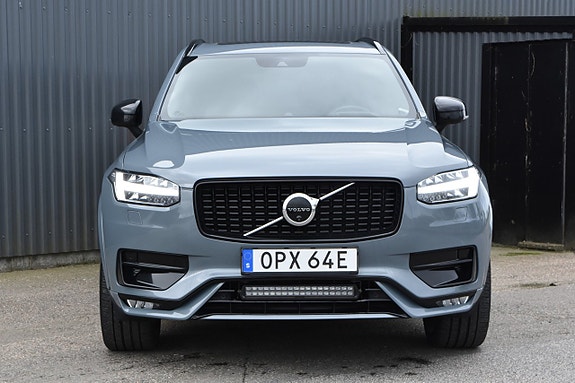 Volvo XC90 7 of 26
