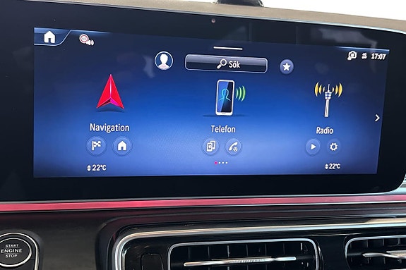 Mercedes-Benz V300 18 of 26