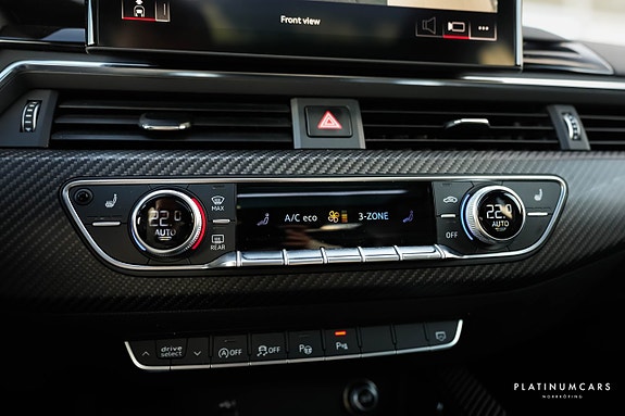 Audi RS4 13 of 22