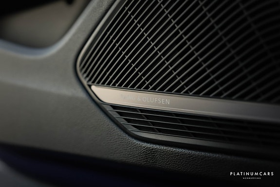 Audi RS4 16 of 22