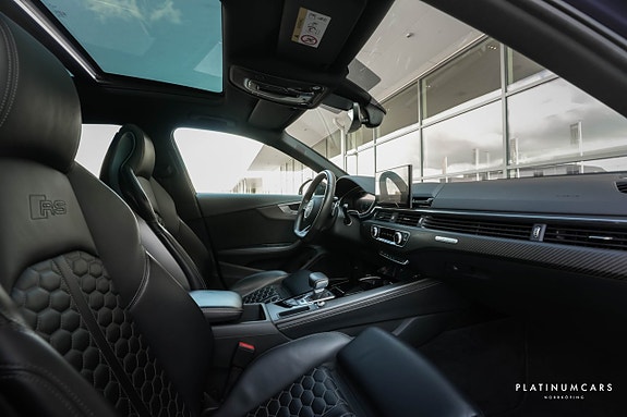 Audi RS4 6 of 22