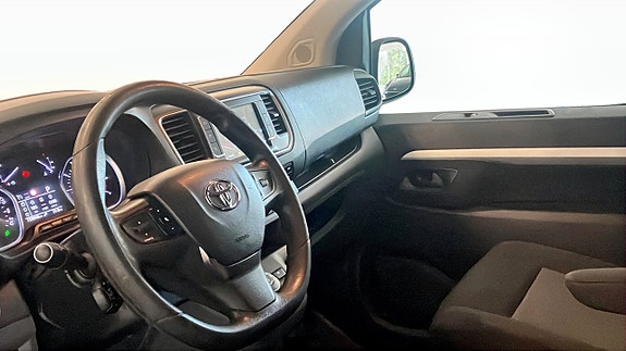 Toyota Proace 9 of 12