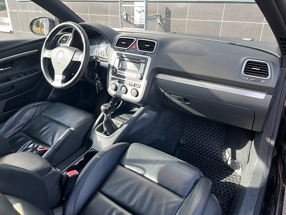 Volkswagen Eos 14 of 24