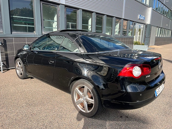 Volkswagen Eos 10 of 24