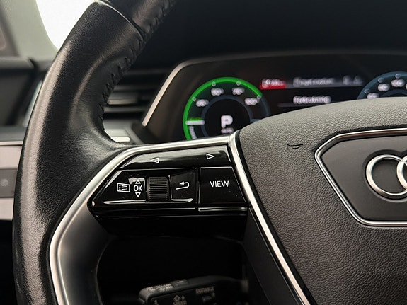 Audi e-tron 19 of 30