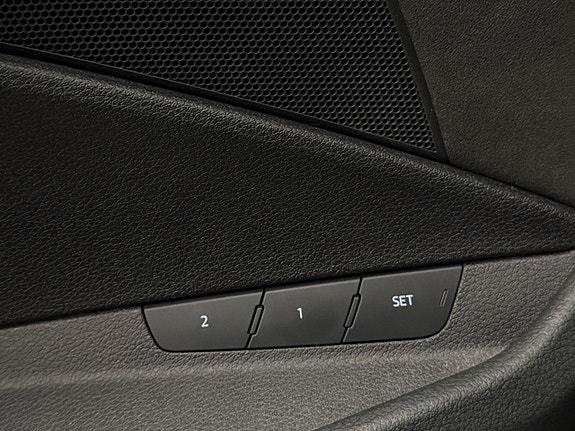 Audi e-tron 16 of 30