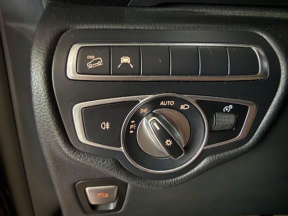 Mercedes-Benz V300 18 of 24