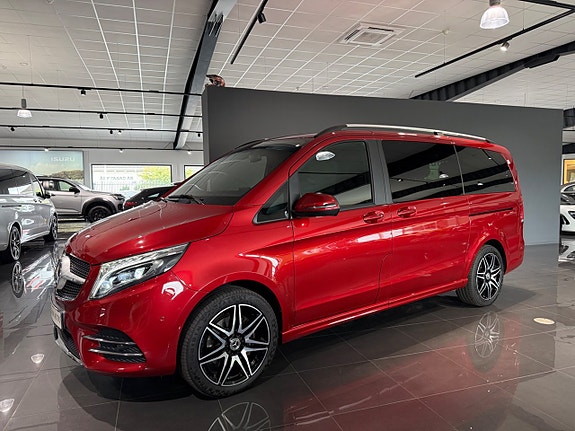 Mercedes-Benz V300 19 of 24