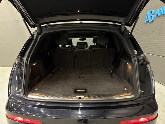 Audi Q7 26 of 27