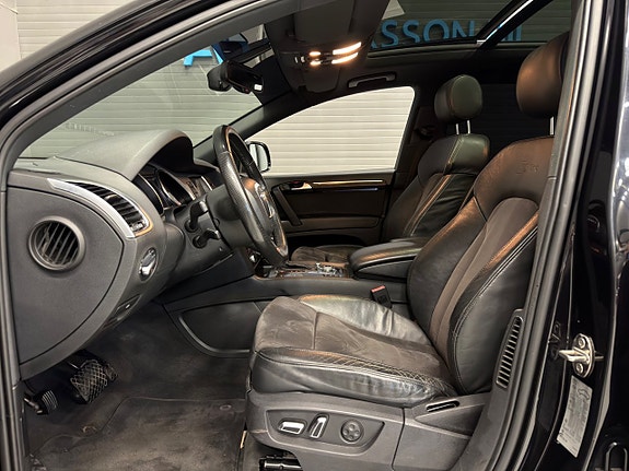 Audi Q7 11 of 27