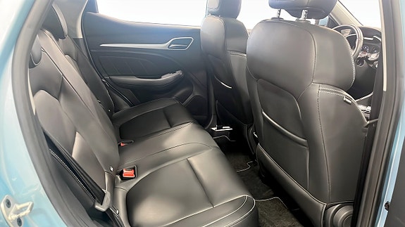 MG ZS 5 of 9