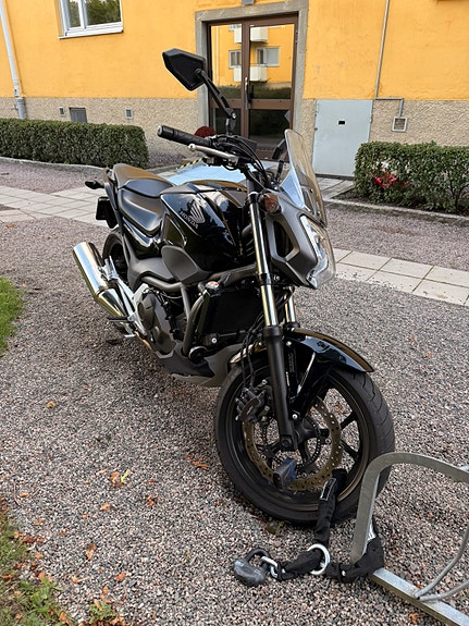 Honda NC700S 4 of 7