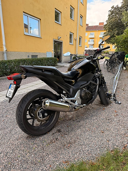 Honda NC700S 3 of 7