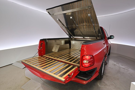 Ford F-150 12 of 30