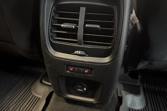 Ford Kuga 6 of 19
