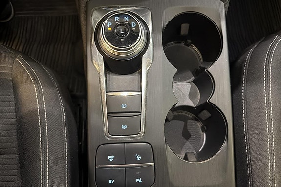 Ford Kuga 15 of 19