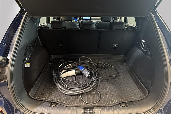 Ford Kuga 7 of 19