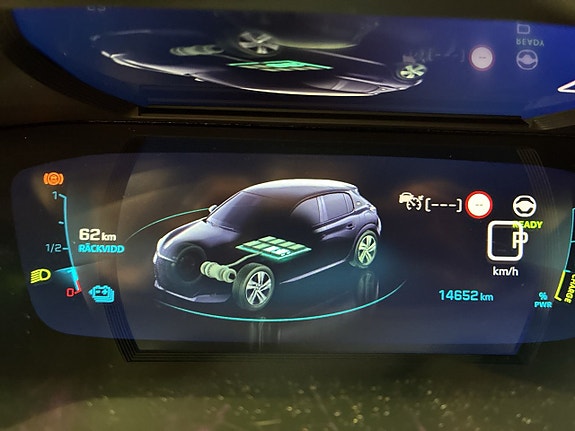 Peugeot e-208 20 of 22