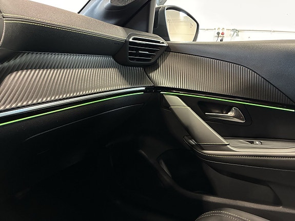 Peugeot e-208 19 of 22