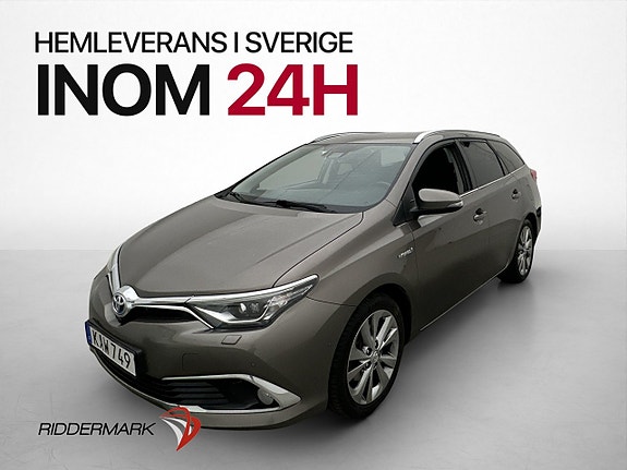Toyota Auris 3 of 30