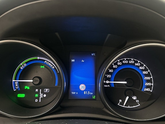 Toyota Auris 17 of 30