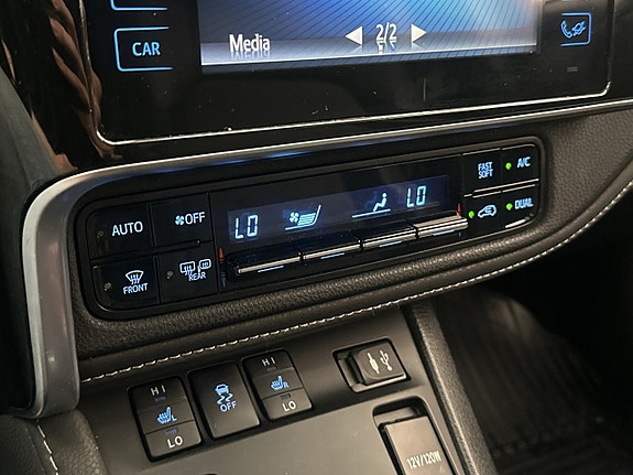 Toyota Auris 23 of 30