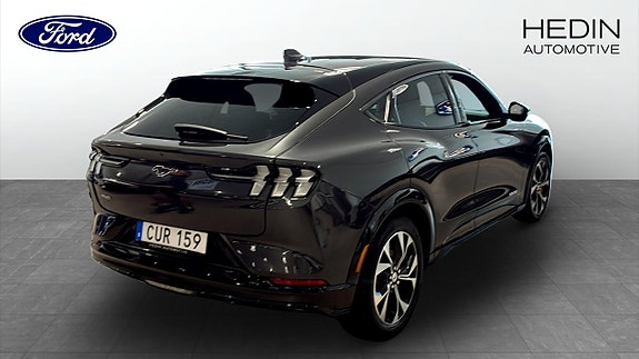 Ford Mustang Mach-E 2 of 9