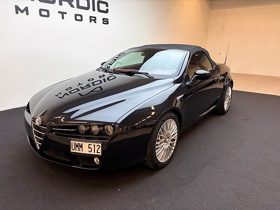 Alfa Romeo Spider 3 of 7