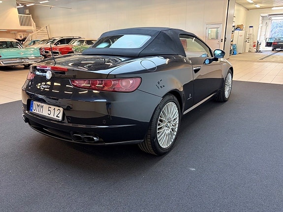 Alfa Romeo Spider 5 of 7