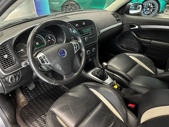 Saab 9-3 12 of 26