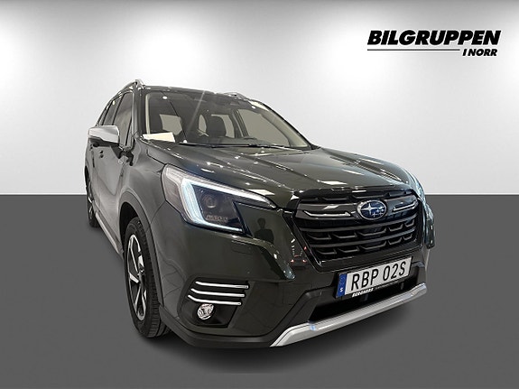 Subaru Forester 3 of 18