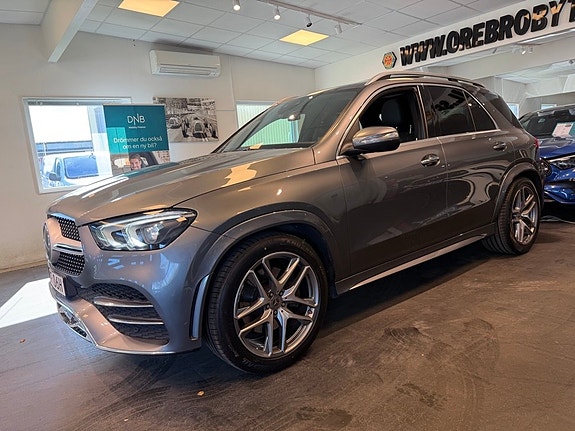 Mercedes-Benz GLE400 d 2 of 30