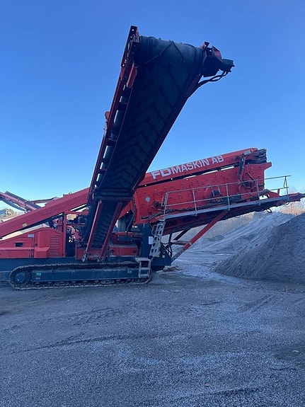 Terex Finlay 694 2 of 24