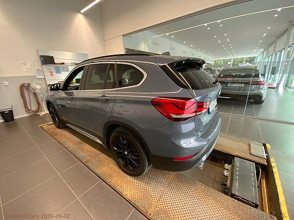 BMW X1 2 of 15
