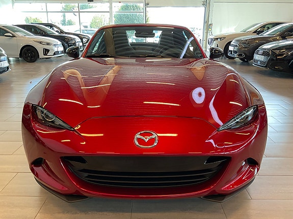 Mazda MX-5 3 of 14