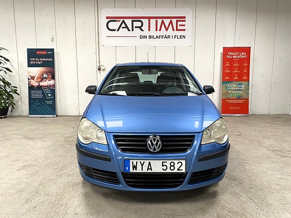 Volkswagen Polo 2 of 12