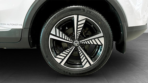 MG ZS 9 of 15