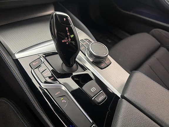 BMW 530e 21 of 30