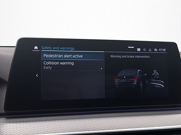 BMW 530e 19 of 30