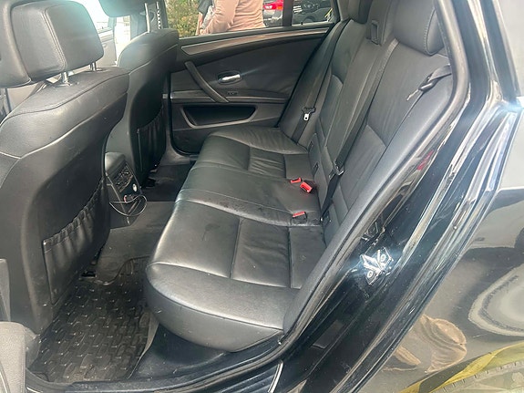 BMW 530i 8 of 9