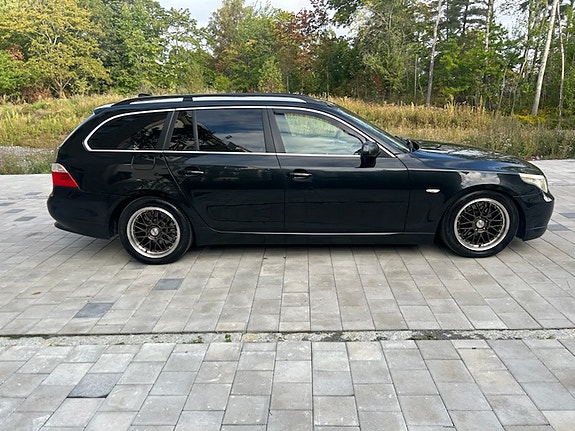 BMW 530i 6 of 9