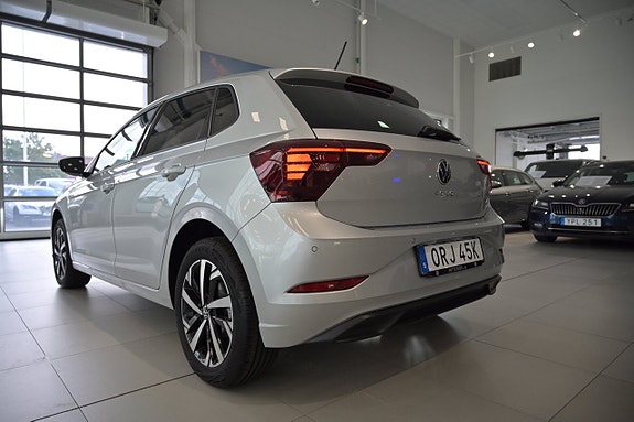 Volkswagen Polo 8 of 24