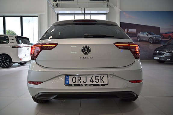 Volkswagen Polo 9 of 24