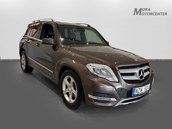 Mercedes-Benz GLK220 3 of 14