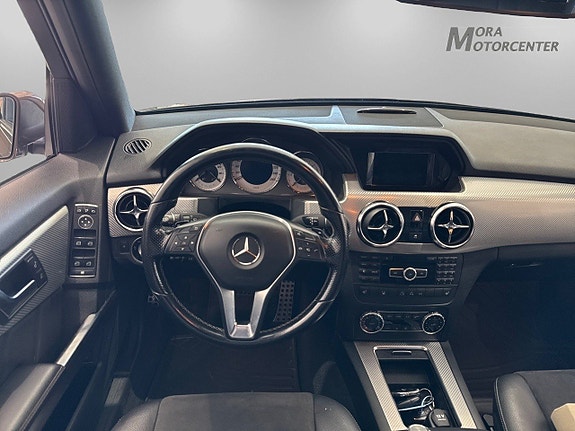 Mercedes-Benz GLK220 7 of 14