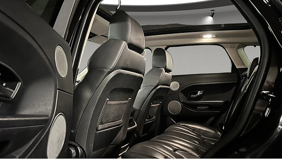 Land Rover Range Rover Evoque 6 of 8