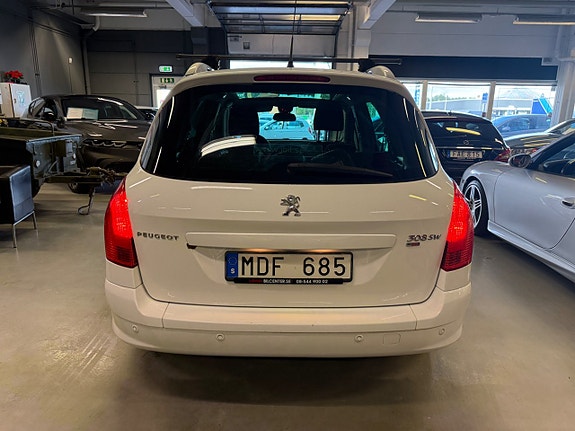 Peugeot 308 SW 7 of 21