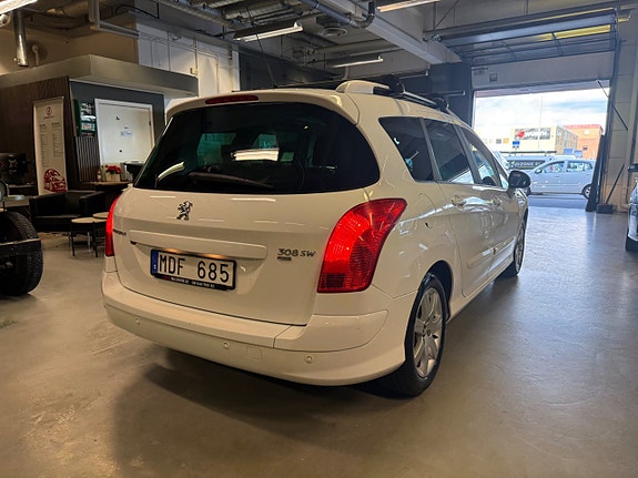 Peugeot 308 SW 6 of 21