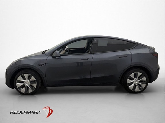 Tesla Model Y 3 of 30