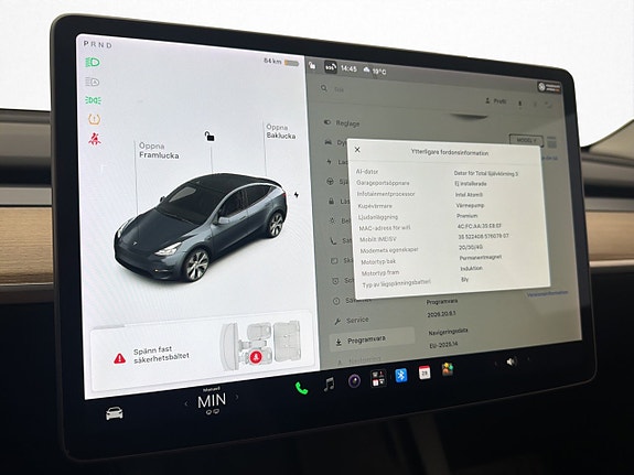 Tesla Model Y 26 of 30